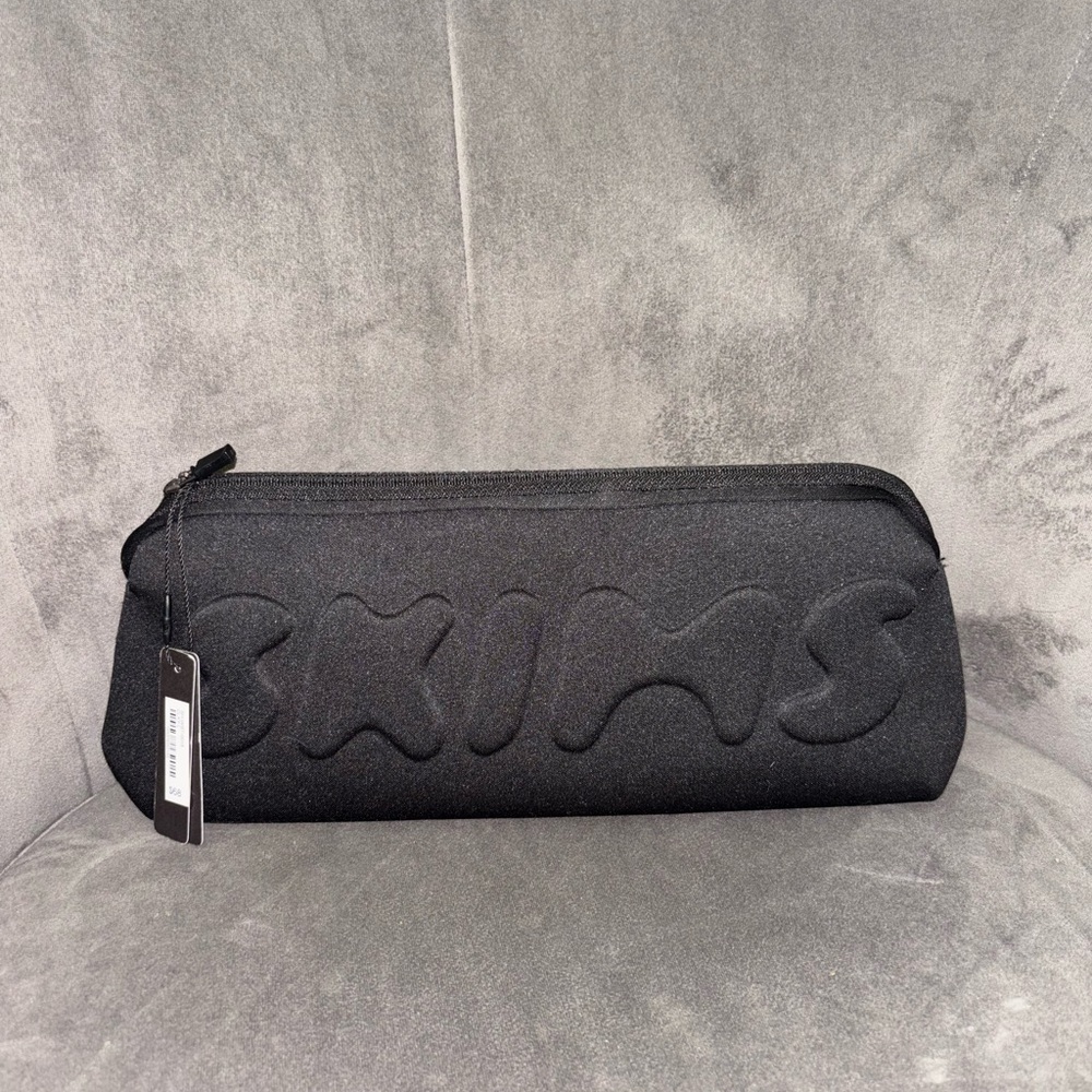 Skims Neoprene Pouch NEW black